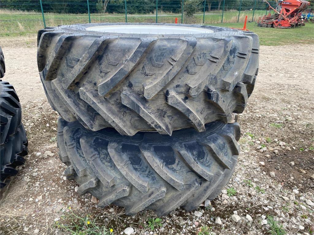 Kuhn 600/65R38 Opony, koła i felgi