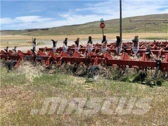 Case IH 1820 Kultywatory rzedowe