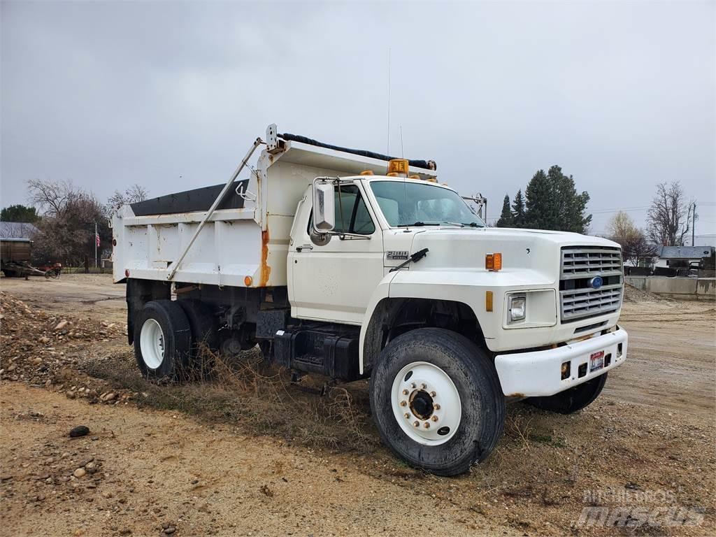 Ford F800 Inne