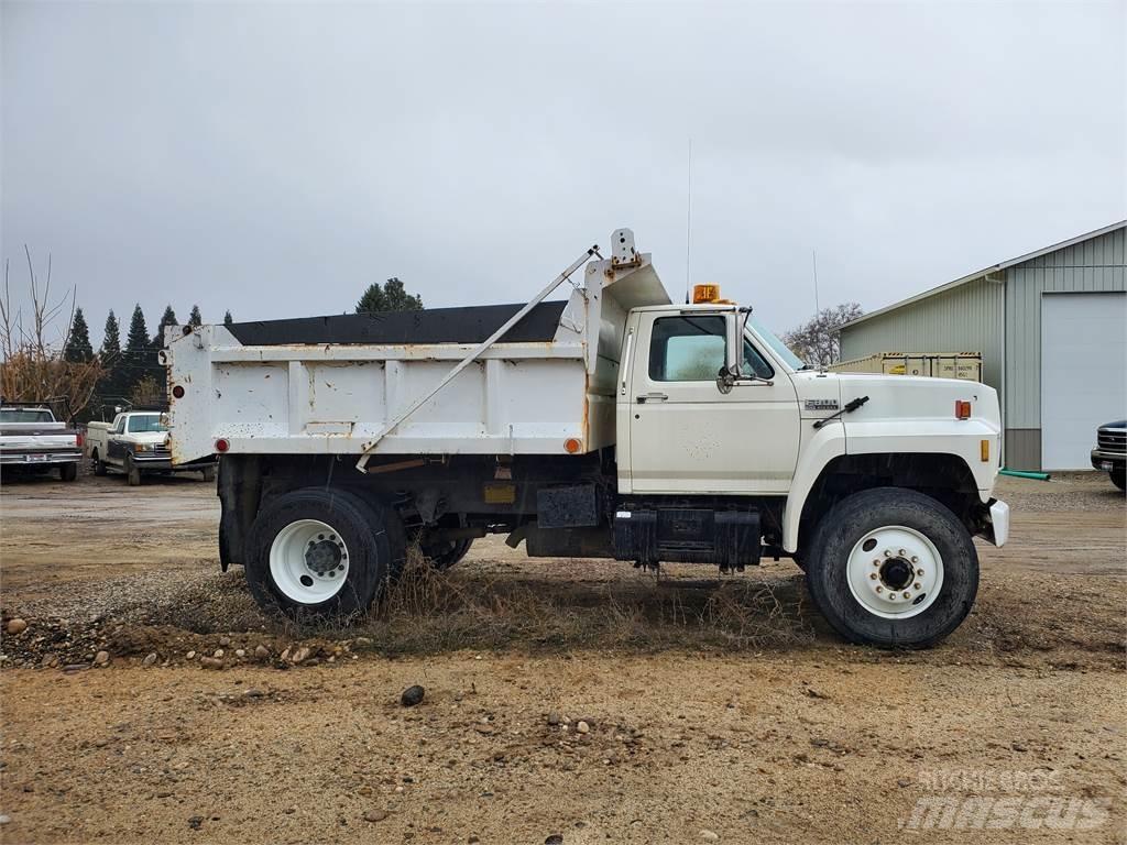 Ford F800 Inne