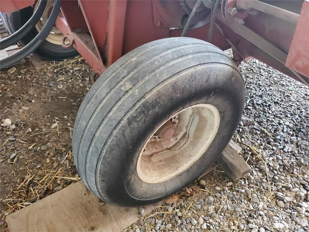 Hesston 4650 Prasy zwijające