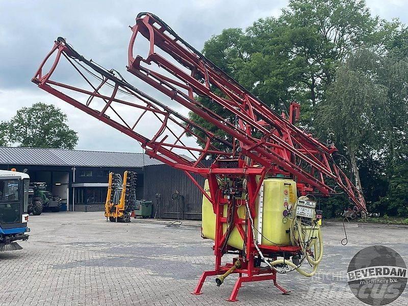 Rau D2 24 Opryskiwacze zaczepiane
