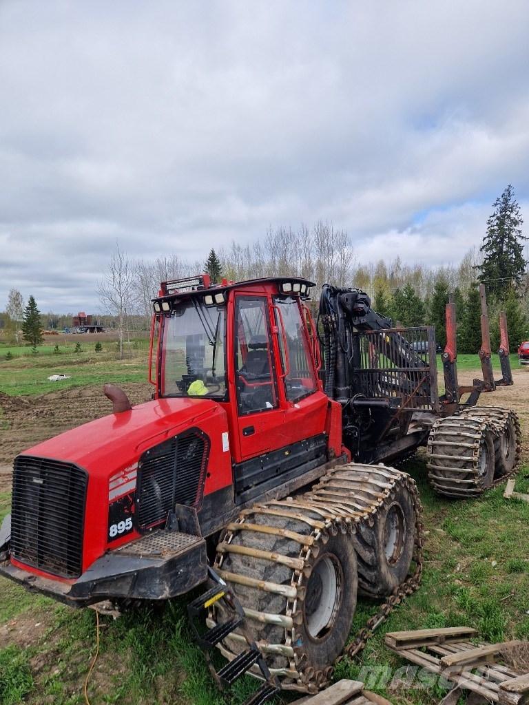 Komatsu 895 Forwardery