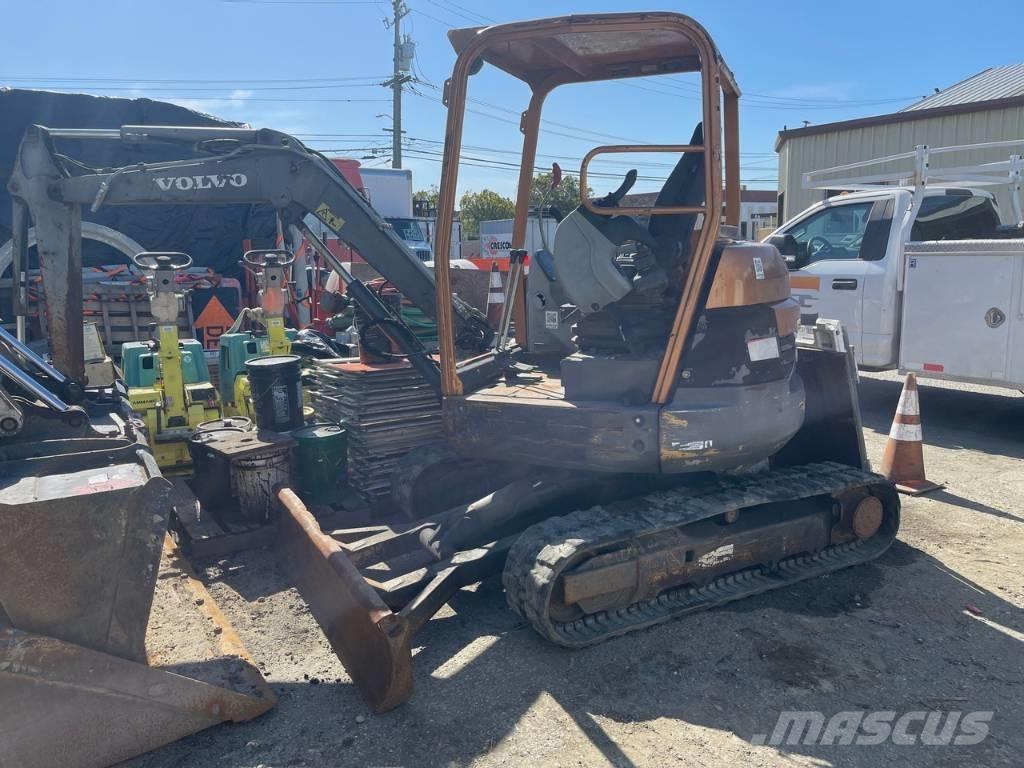 Volvo ECR 38 Minikoparki