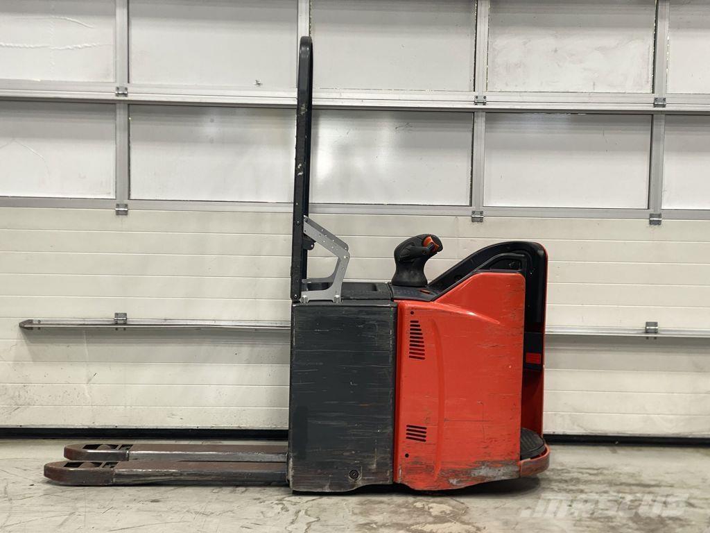 Linde T20SP Wózki widłowe unoszące z platformą dla operatora