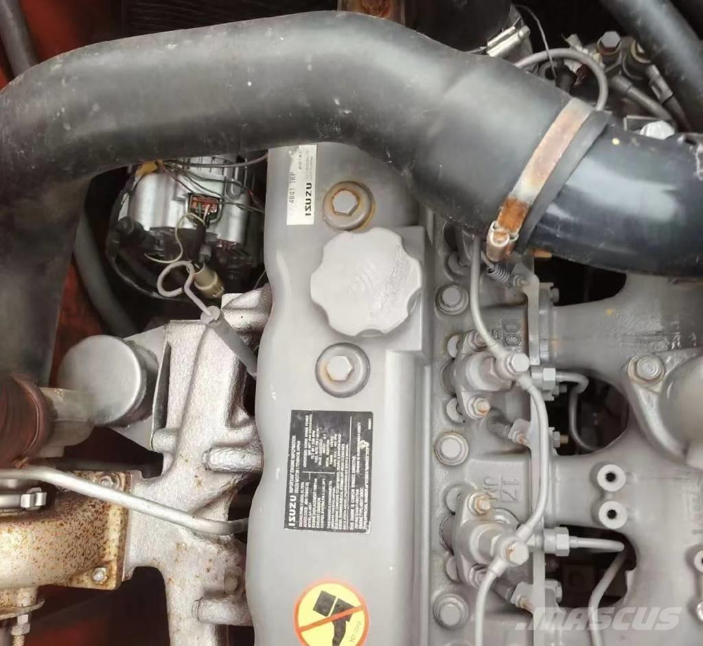 Hitachi 135US-6 Koparki gąsienicowe