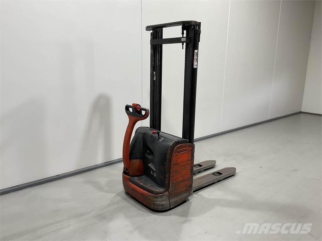 Linde L12 Samojezdne maszyny do załadunku