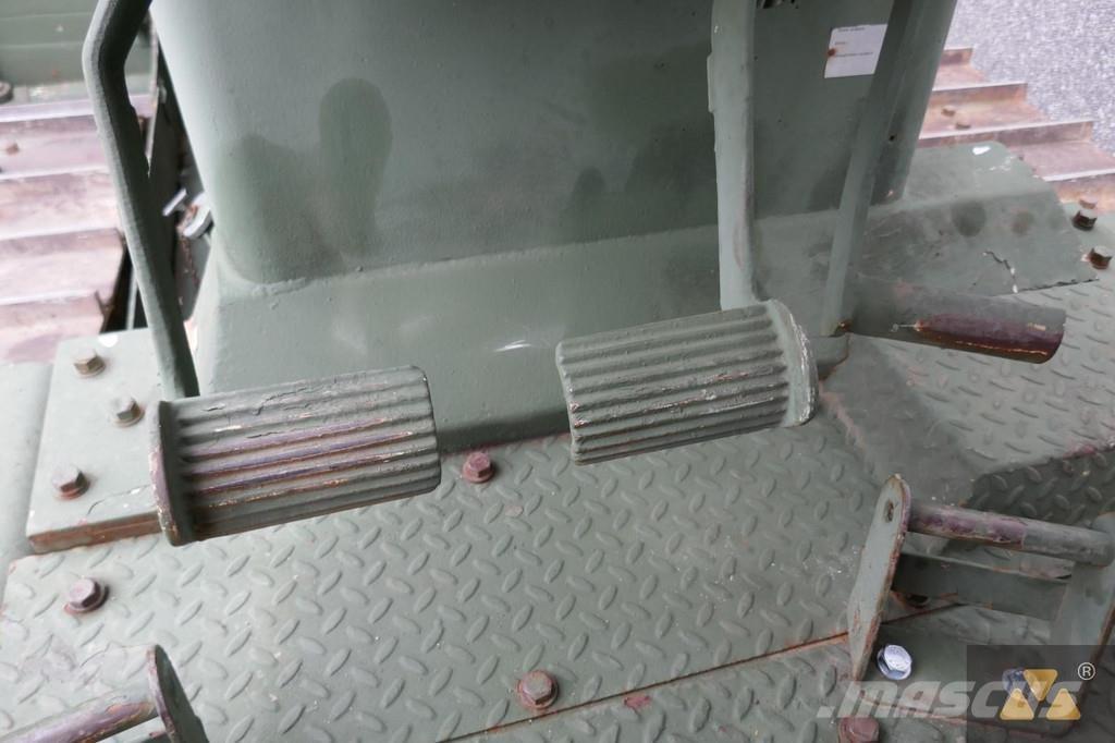 CAT D7G Ex-army Spycharki gąsienicowe