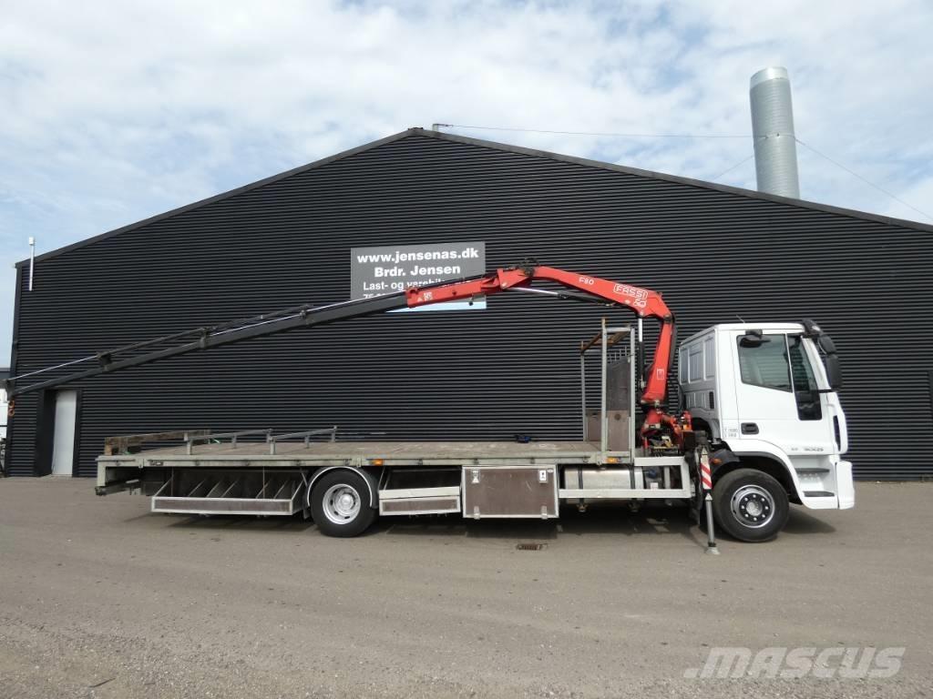 Iveco 150E 25 Żurawie samochodowe