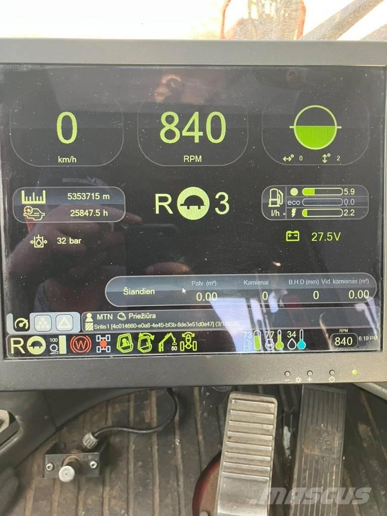 Komatsu 911.4 Harwestery