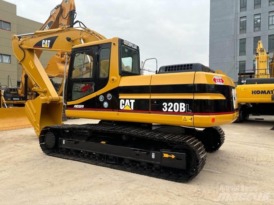 CAT 320 B L Koparki gąsienicowe