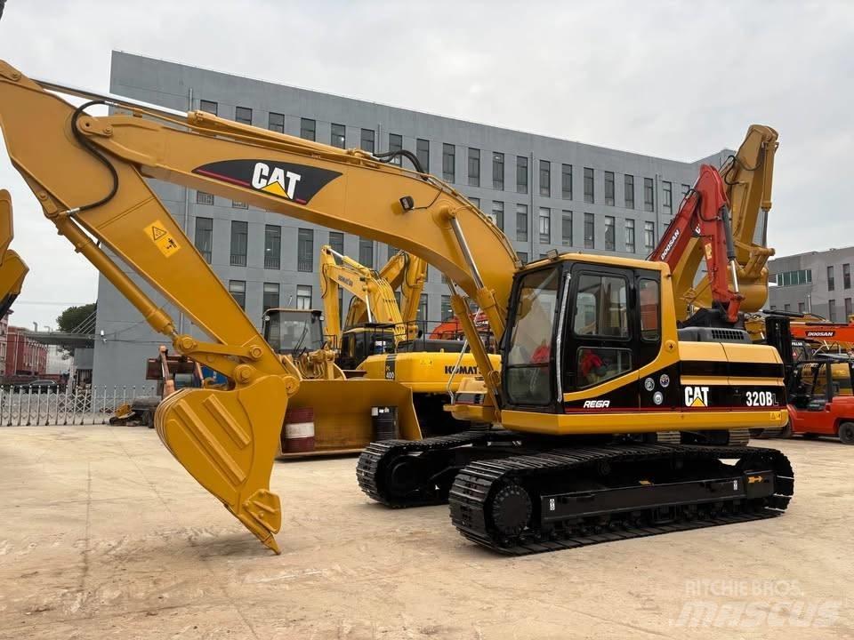 CAT 320 B L Koparki gąsienicowe