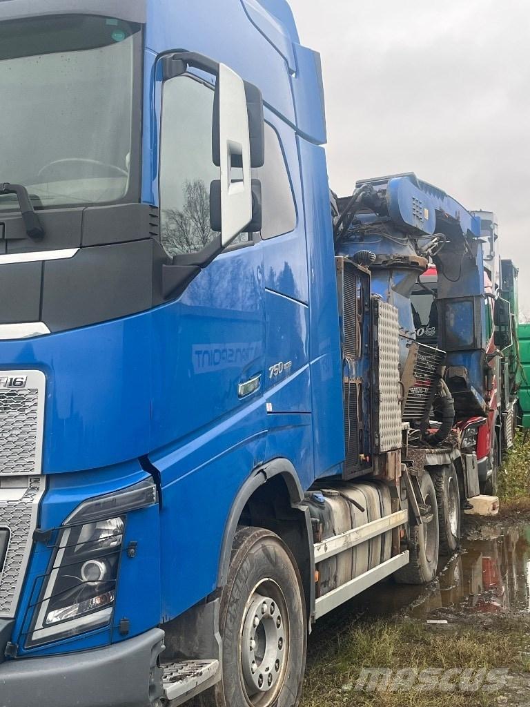 Volvo FH 750 Łuparki, pilarki i wiórkarki