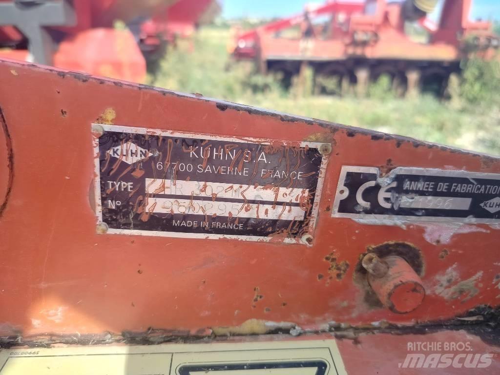 Kuhn HR 302 Brony