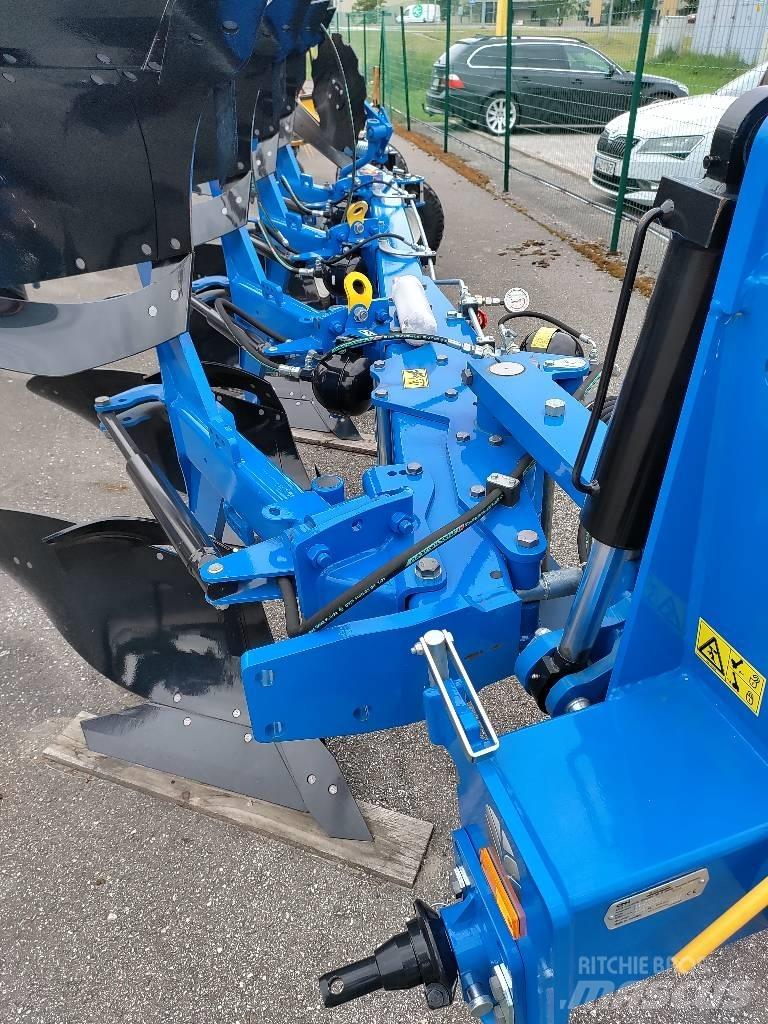 New Holland PHH4 Pługi obrotowe