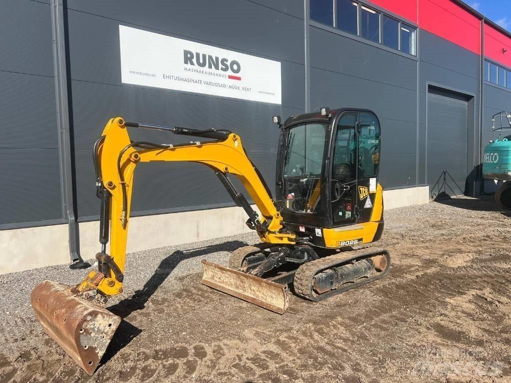 JCB 8026 CTS Minikoparki