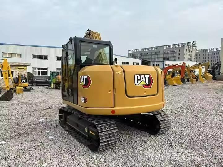 CAT 307 Koparki gąsienicowe