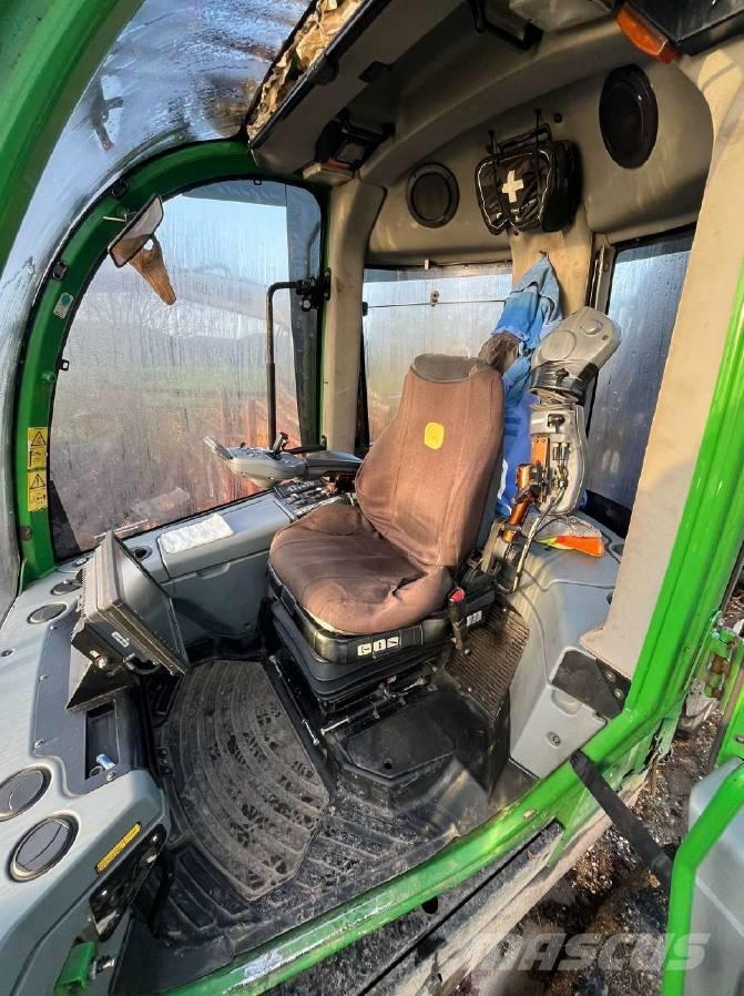 John Deere 1110 E Forwardery