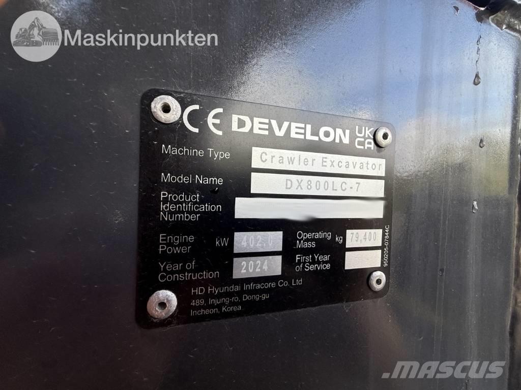 Develon 800 LC Koparki gąsienicowe