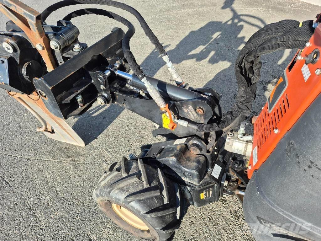 Ditch Witch R300 Koparki łańcuchowe