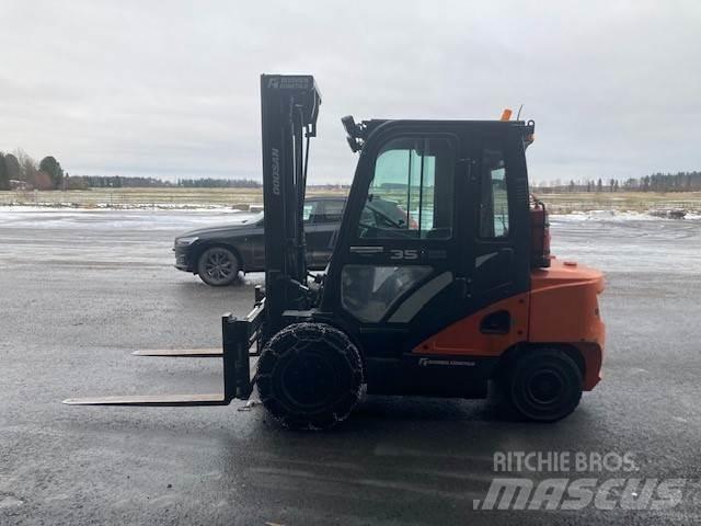 Doosan D35C-7 Wózki Diesla