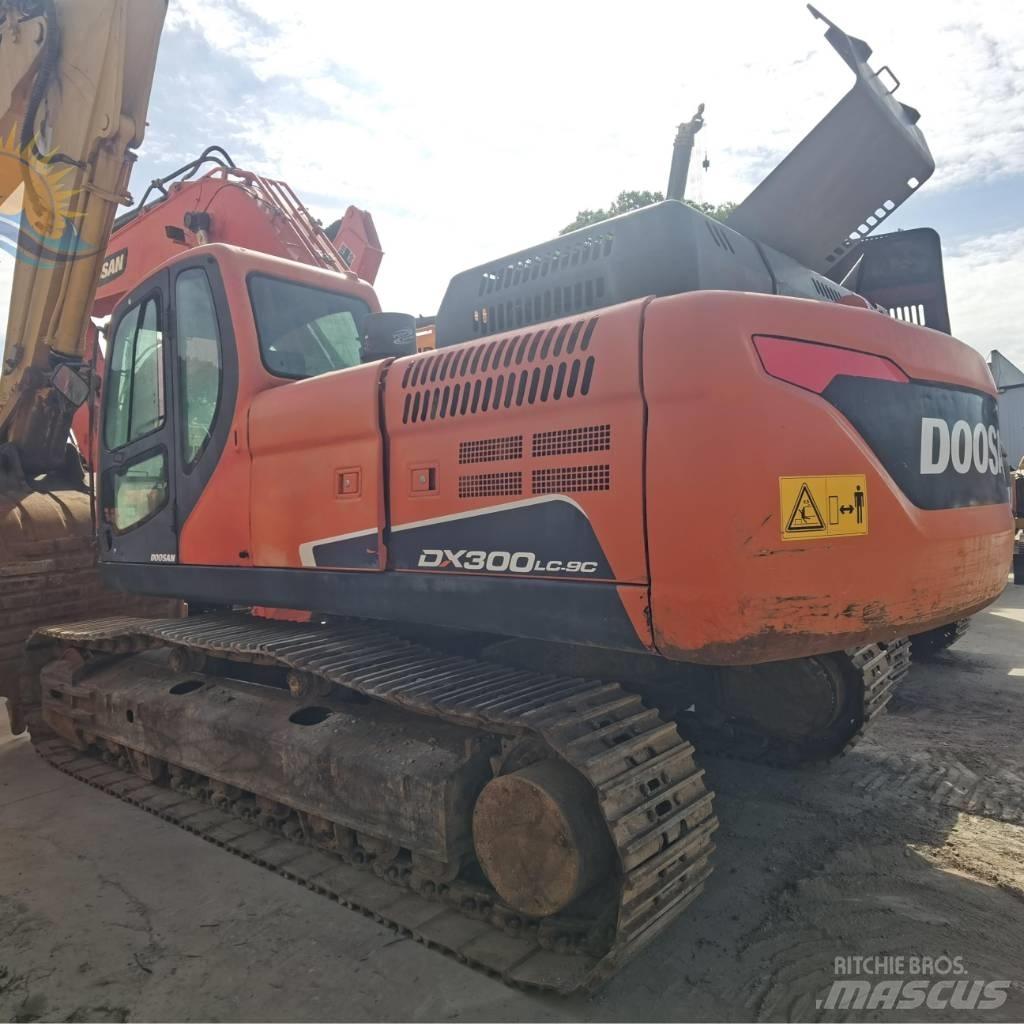 Doosan DX 300 LC Koparki gąsienicowe