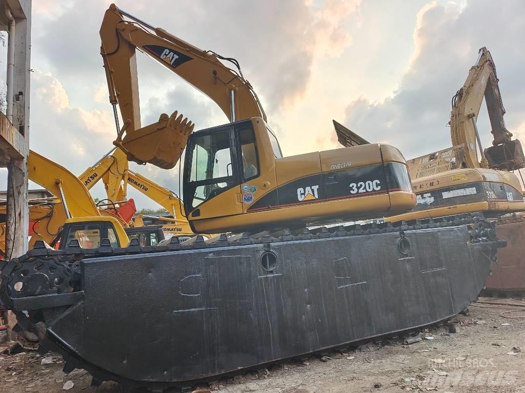 CAT 320 C Koparki pływające - amfibie