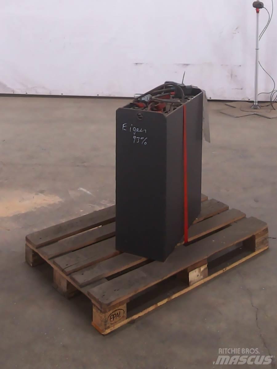  Avb 24V465AH Maszyny budowlane - Inne