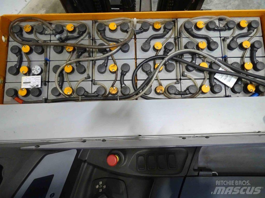 Still FM-X17 Wózki widłowe wysokiego składowania