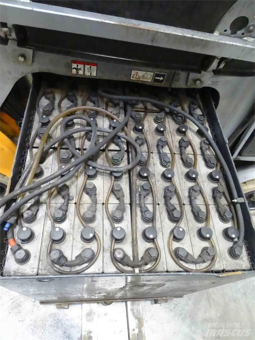 Still RX60-30 Wózki elektryczne