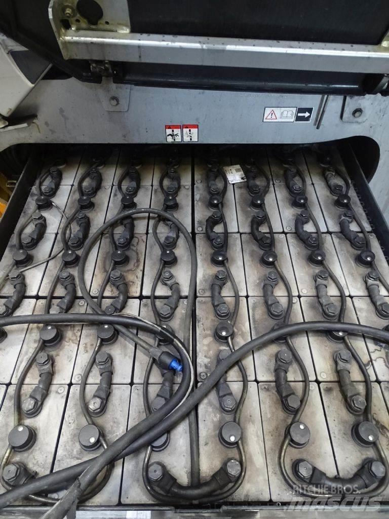 Still RX60-40 Wózki elektryczne
