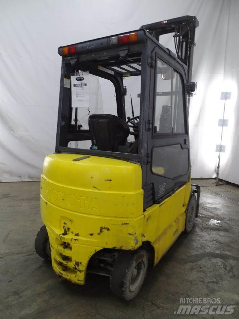 Toyota 7FBMF25 Wózki elektryczne
