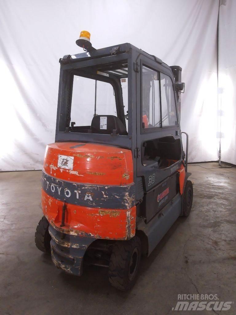 Toyota 7FBMF30 Wózki elektryczne