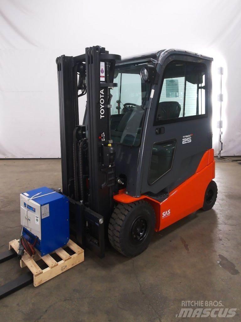 Toyota 8FBMKT25 Wózki elektryczne