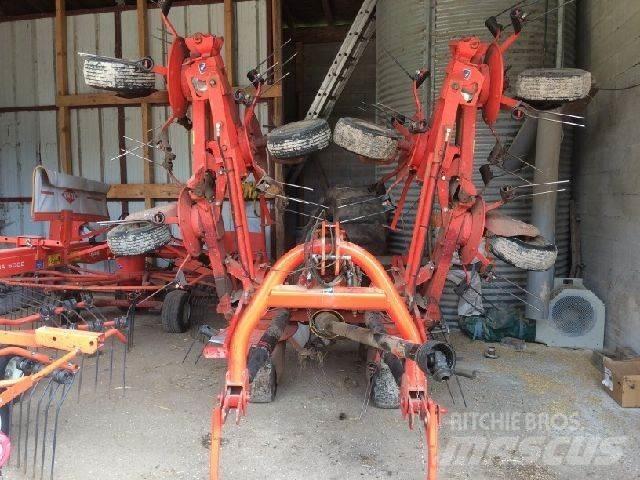Kuhn GF 7702 Zgrabiarki i przetrząsacze