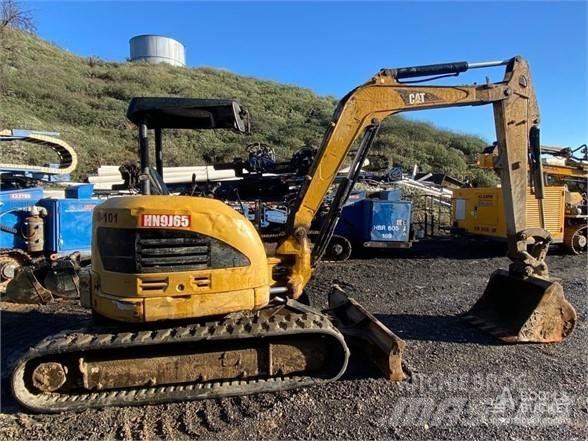 CAT 305C Minikoparki
