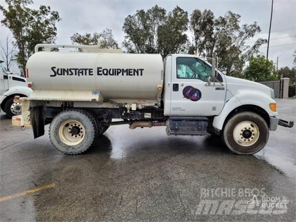 Ford F750 Polewaczki