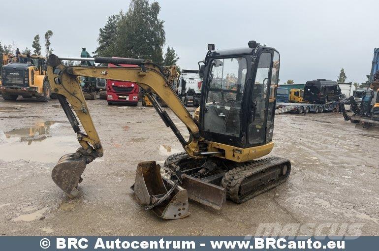 CAT 302.7DCR Minikoparki