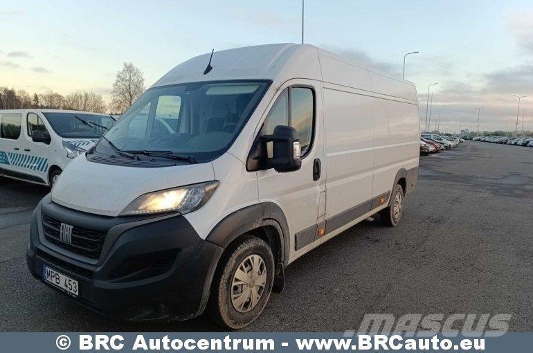 Fiat Ducato Samochody dostawcze ze skrzynią zamkniętą
