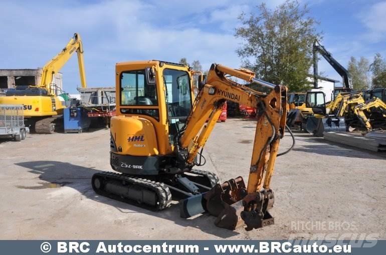 Hyundai R25Z-9AK Minikoparki