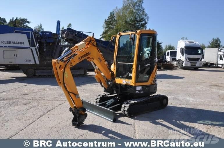 Hyundai R25Z-9AK Minikoparki