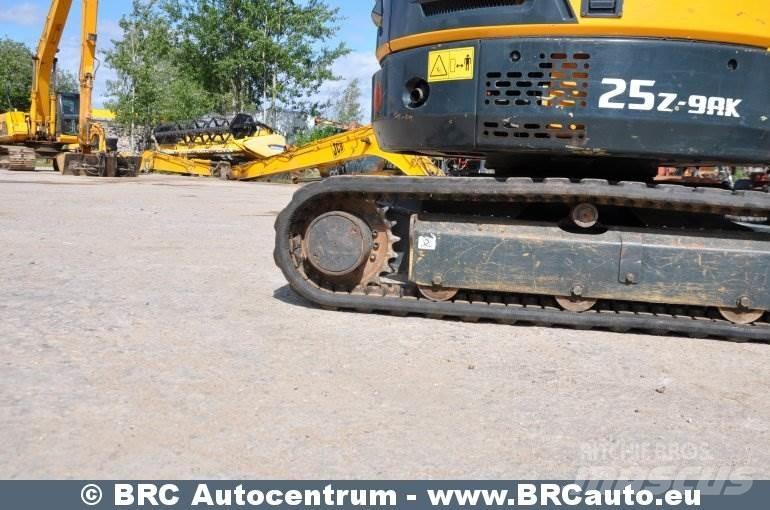 Hyundai R25Z-9AK Minikoparki