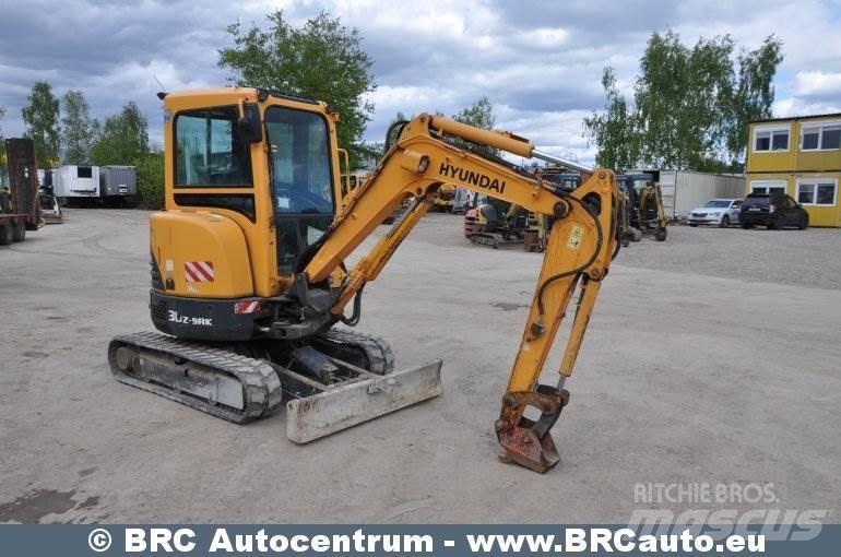 Hyundai R30Z-9AK Minikoparki