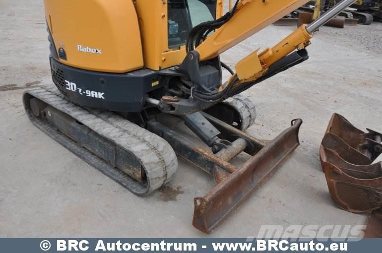 Hyundai R30Z-9AK Minikoparki