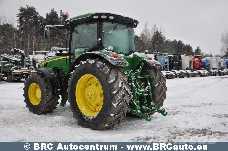 John Deere 8245R Ciągniki rolnicze
