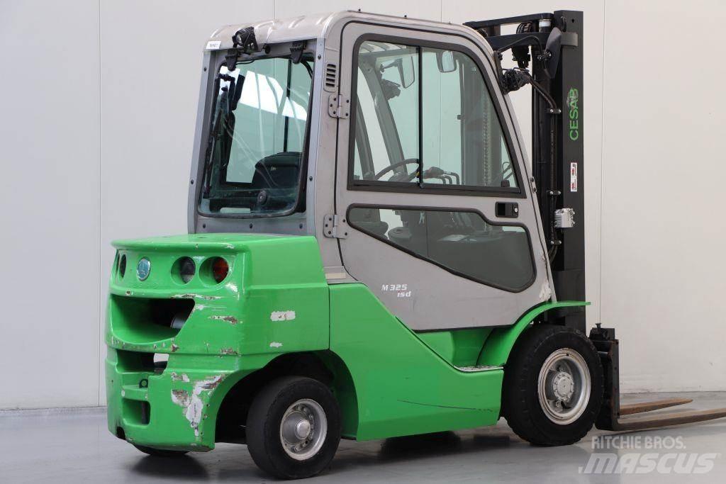 Cesab M325D Wózki Diesla