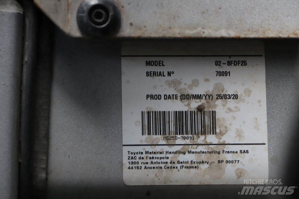 Cesab M325D Wózki Diesla