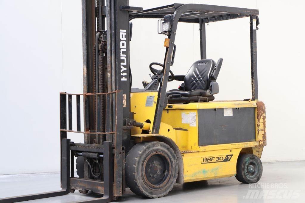 Hyundai HBF30-7 Wózki elektryczne