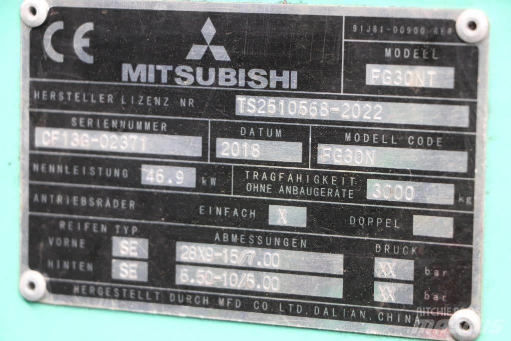 Mitsubishi FG30NT Wózki LPG