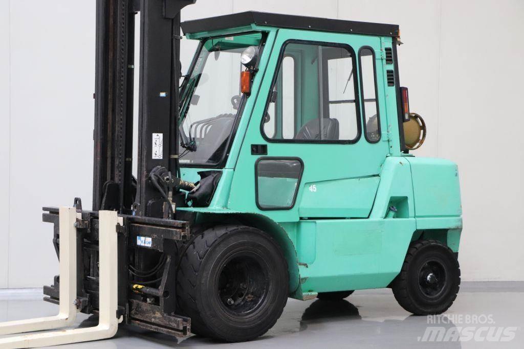 Mitsubishi FG45K Wózki LPG